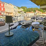 Adria Vista Losinj Apartman *
