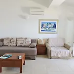 Adria Vista Losinj Апартаменты *