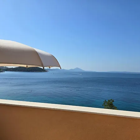 Adria Vista Losinj Апартаменты *