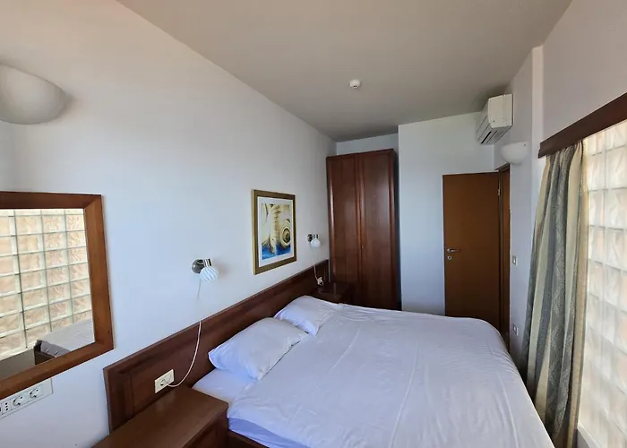 Adria Vista Losinj 아파트 베리로신즈