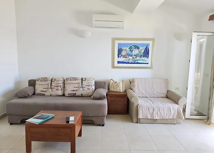 Adria Vista Losinj 아파트 *