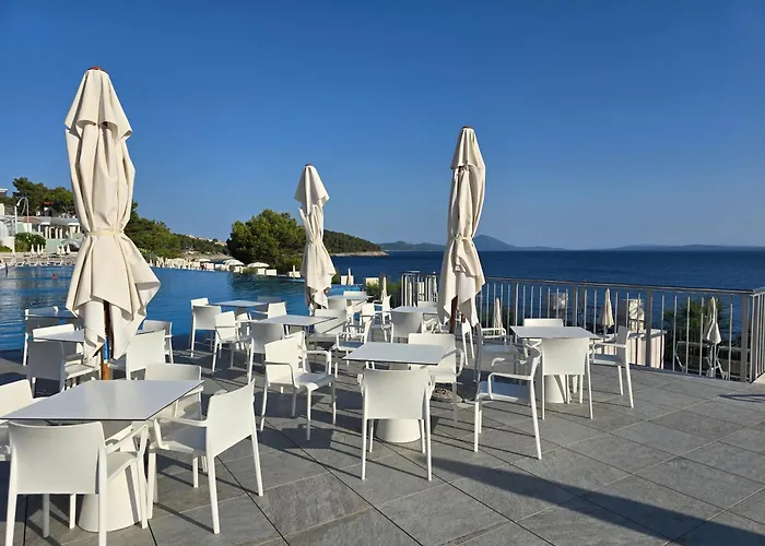 Adria Vista Losinj 아파트