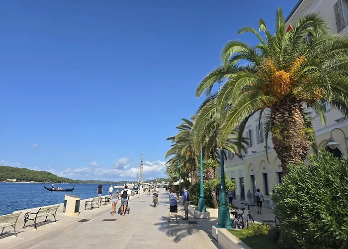 아파트 Adria Vista Losinj 베리로신즈